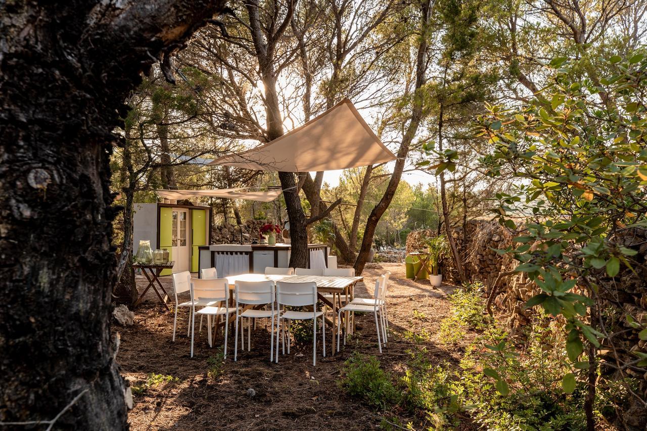 Plage Cachee - Glamping Врбоска Екстериор снимка
