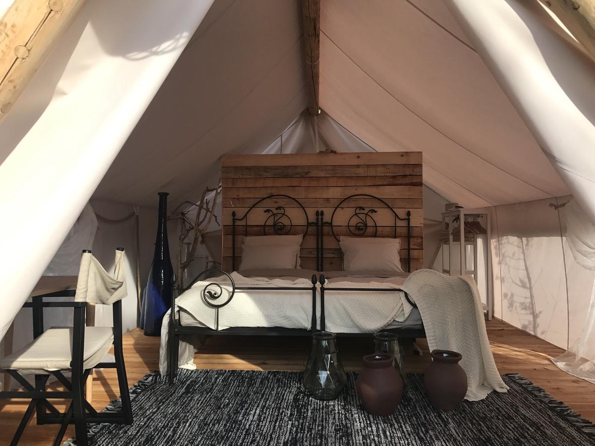 Plage Cachee - Glamping Врбоска Екстериор снимка